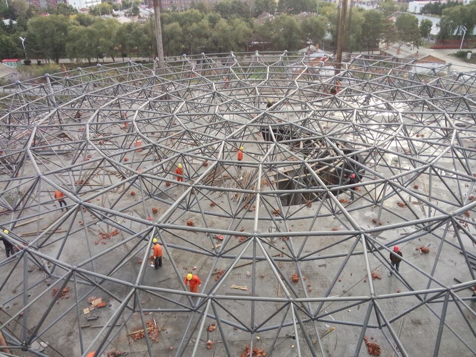 泊头全民健身中心网架